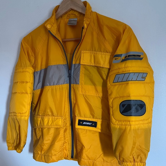 Vintage Nike Jacket / Small / Yellow / Ages 7-12 - Picture 2 of 5